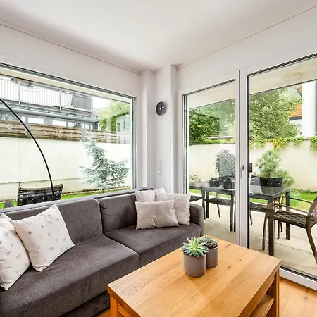 Garden - By Mynests Appartement *